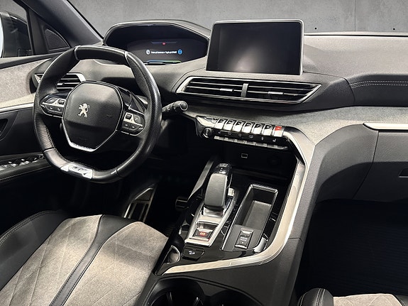 Peugeot 3008 7 of 18