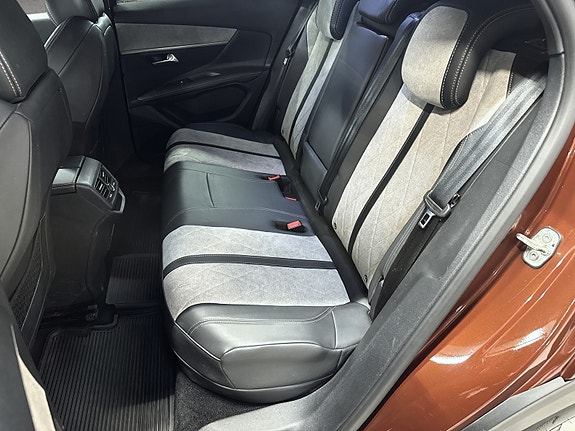 Peugeot 3008 14 of 18