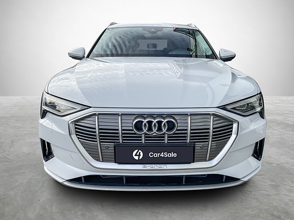 Audi e-tron 6 of 26
