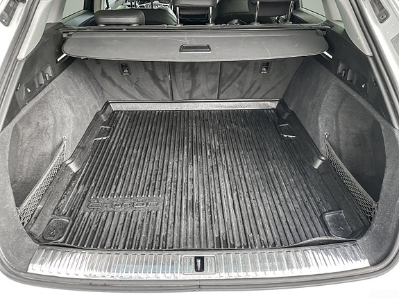 Audi e-tron 22 of 26