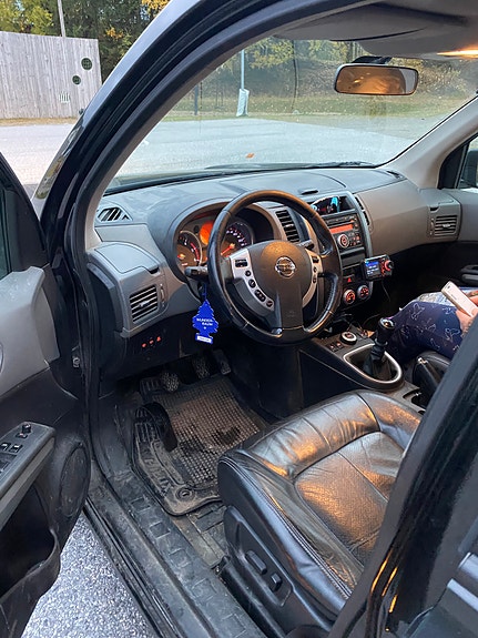 Nissan X-Trail 5 of 5