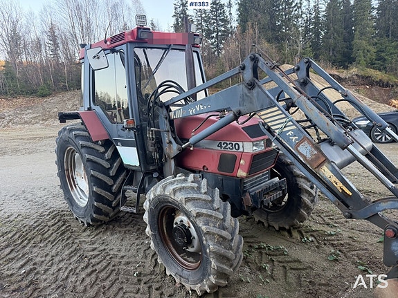 1996 CASE International 4230 Xl 4x4 m/frontlaster 10 of 30