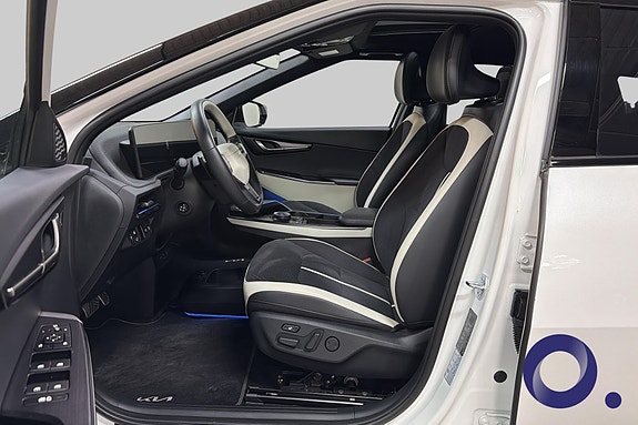 Kia EV6 11 of 28