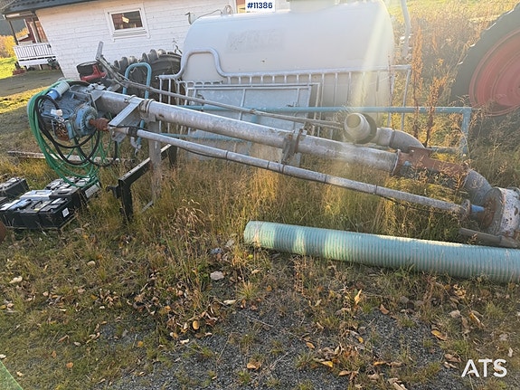 Gjødselspumpe fra usikkert årstall 2 of 9