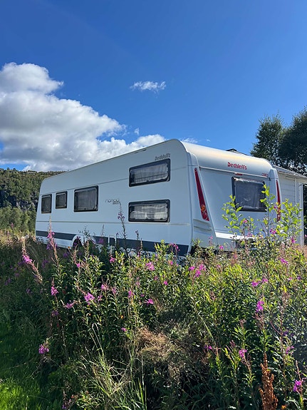 Dethleffs 740 Nomad Alde Snow 2 of 30
