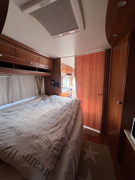 Dethleffs 740 Nomad Alde Snow 6 of 30