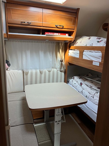 Dethleffs 740 Nomad Alde Snow 8 of 30
