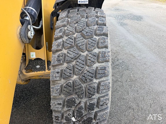 2018 Caterpillar 918M hjullaster m/ skuffe, to sett dekk. SE VIDEO 11 of 30