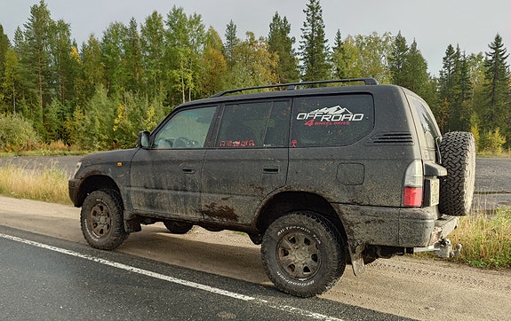 Toyota Land Cruiser 7 of 30