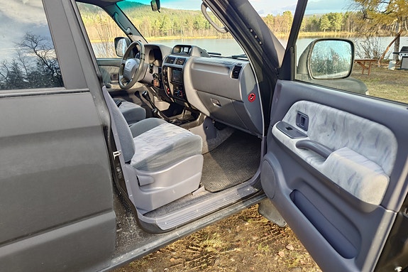 Toyota Land Cruiser 15 of 30