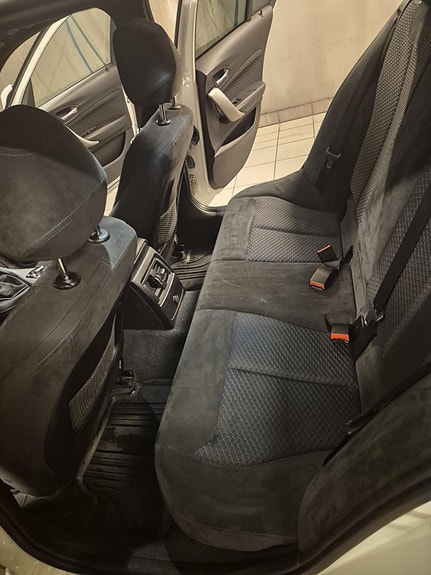 BMW 116i 14 of 24