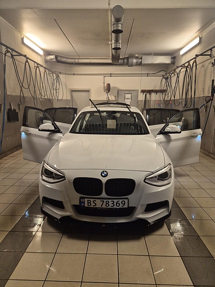 BMW 116i 7 of 24