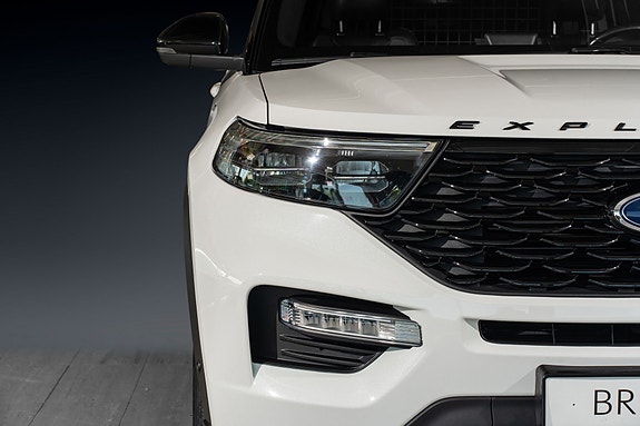 Ford Explorer 4 of 28