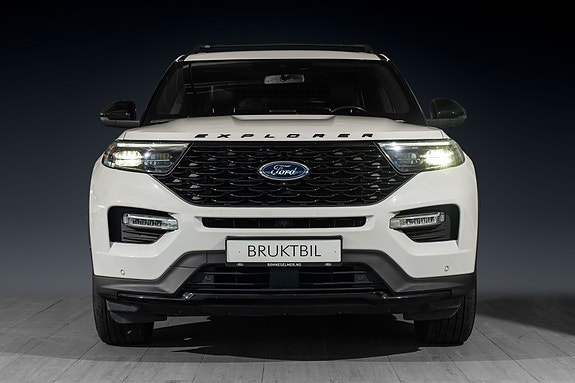 Ford Explorer 3 of 28