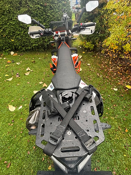 KTM 690 Enduro R 6 of 13