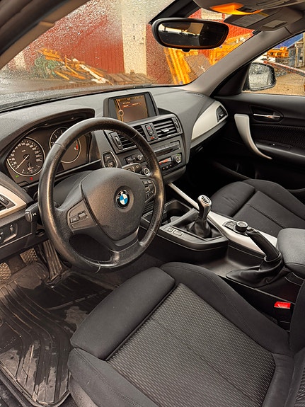 BMW 116d 21 of 27