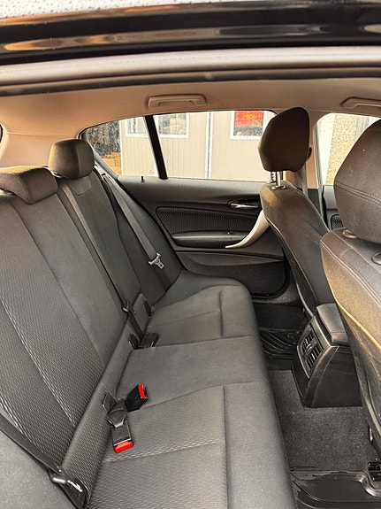 BMW 116d 25 of 27