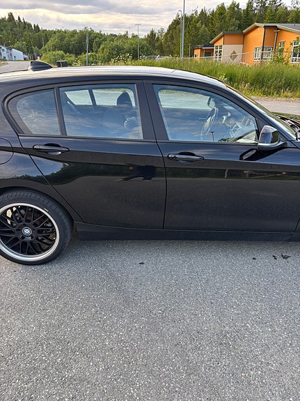 BMW 116d 8 of 27