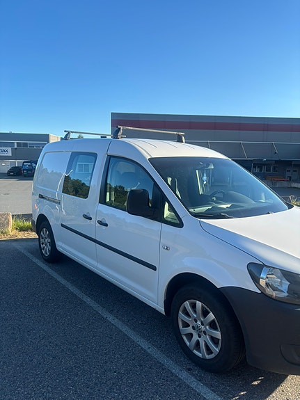 Volkswagen Caddy Maxi 3 of 8