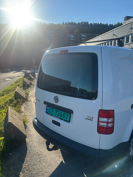 Volkswagen Caddy Maxi 5 of 8