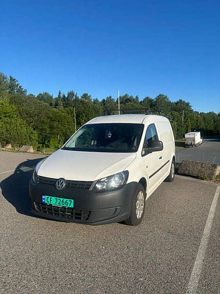 Volkswagen Caddy Maxi 2 of 8