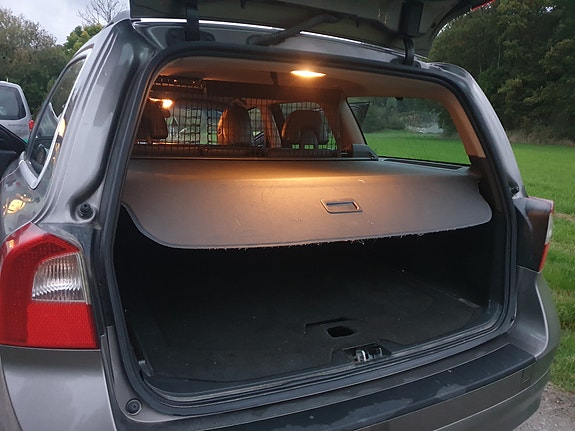 Volvo V70 7 of 8