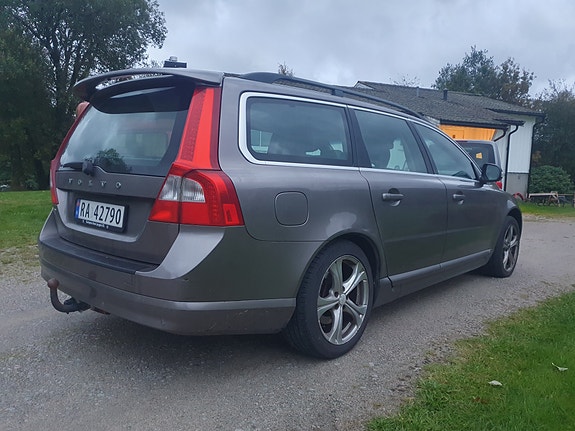 Volvo V70 5 of 8