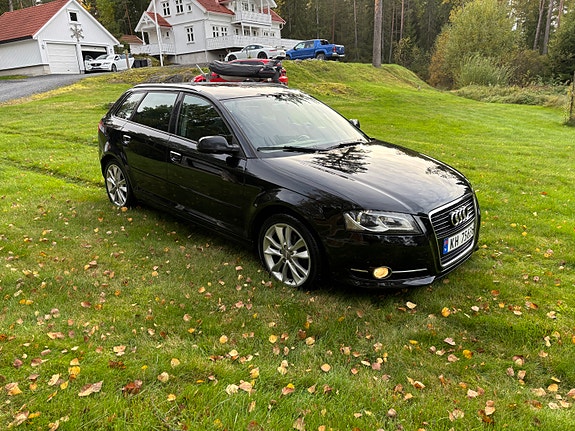 Audi A3 8 of 12