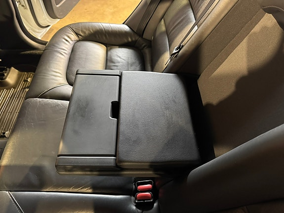Volvo V70 19 of 30