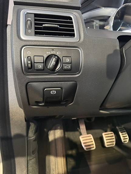 Volvo V70 27 of 30