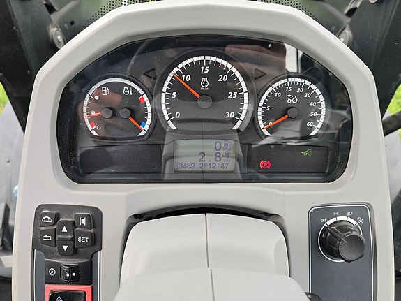 Valtra T174E Active 14 of 15