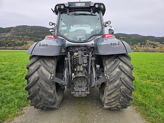 Valtra T174E Active 7 of 15