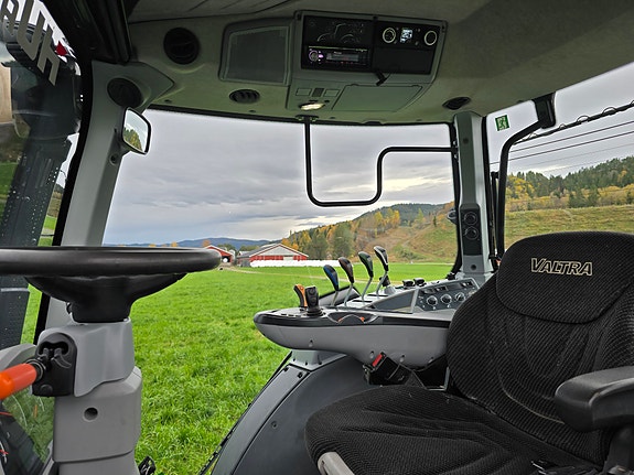 Valtra T174E Active 11 of 15