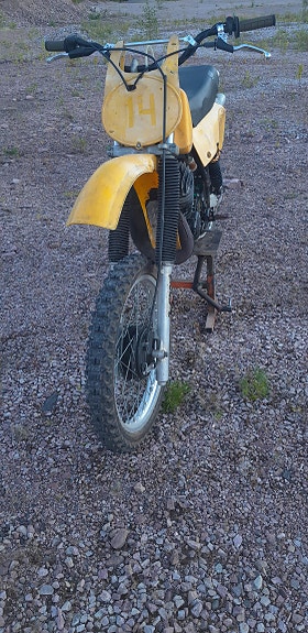 Suzuki Rm400 7 of 13
