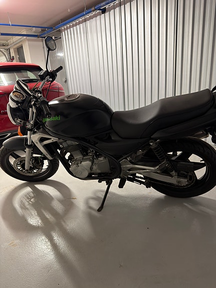 Kawasaki ER 5 2 of 7
