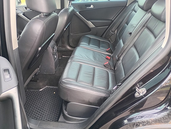 Volkswagen Tiguan 16 of 19