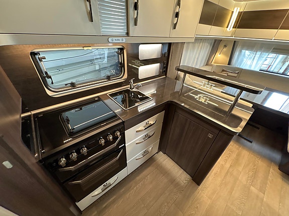 Hobby Prestige 660 WFC ALDE / USB / STEKEOVN / ROMSLI OG GO VOGN ! 13 of 23