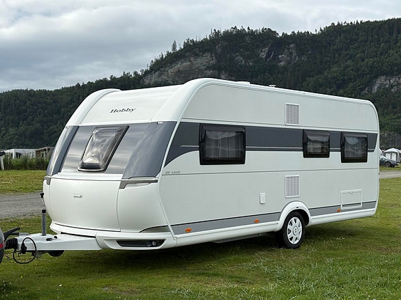Hobby 515 UHK De Luxe TRUMA / TV ANTENNE / SENKESENG / ROMSLI / FAMILIE VOGN! 2 of 29
