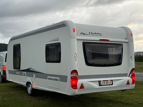 Hobby 560 UFF QUEENBED / MEGET ROMSLI / SKAP PLASS / AVTREKKSVIFTE / 3 of 30