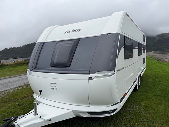 Hobby 650 KMFe Excellent Edition TRUMA COBI 6 E / GULVVARME / UBSB 2 of 18