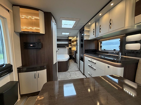 Hobby 650 KFU PRESTIGE 8 of 20