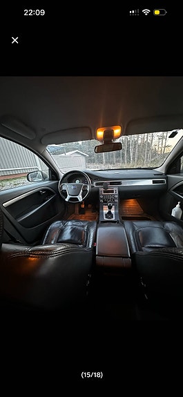 Volvo V70 16 of 19