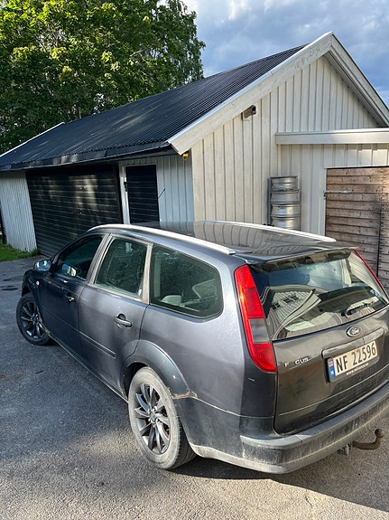 Ford Focus 7 of 7