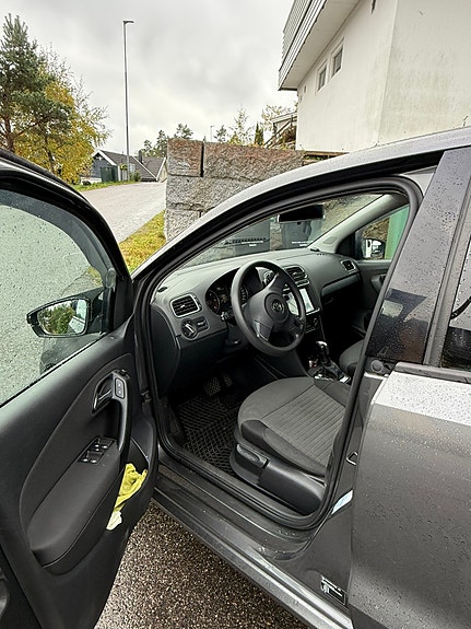 Volkswagen Polo 18 of 22