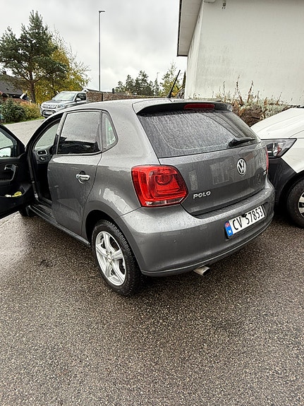 Volkswagen Polo 16 of 22