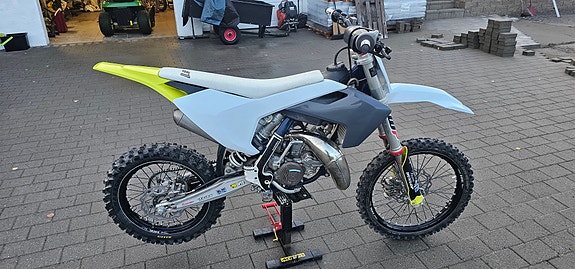 Husqvarna TC 85 3 of 9