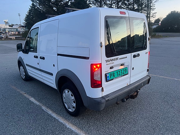 Ford Transit Connect 3 of 14