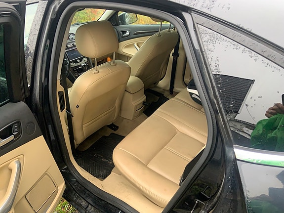 Ford Mondeo 6 of 9