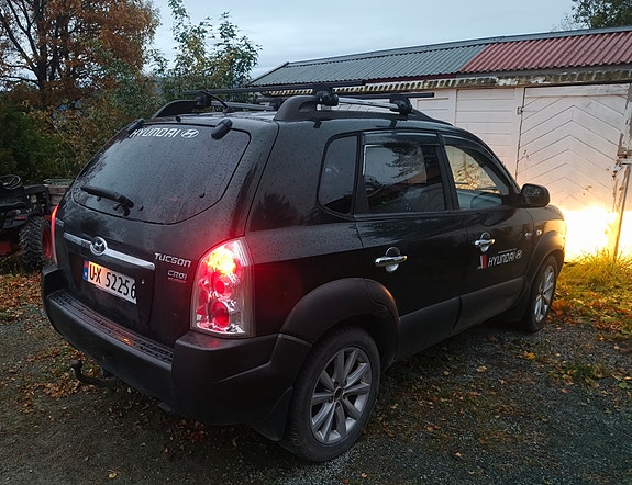 Hyundai Tucson 4 of 27