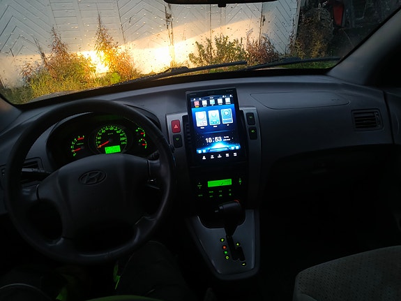 Hyundai Tucson 8 of 27